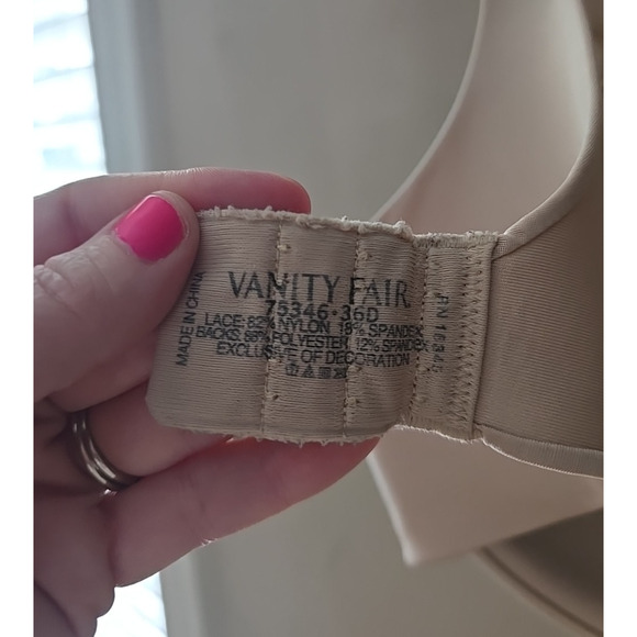 Vanity Fair Beauty Back Beige Floral Lace Full Coverage Underwire Bra Size 36D - Picture 6 of 6